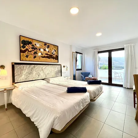 Double With Terrace Or Balcony, Wifi, Breakfast Included And Volcano View Daire Yaiza (Lanzarote)