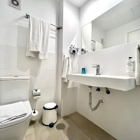 Double With Terrace Or Balcony, Wifi, Breakfast Included And Volcano View * Yaiza (Lanzarote)